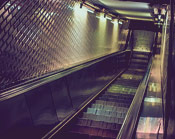 找个便宜方法的轰炸电话在线使用